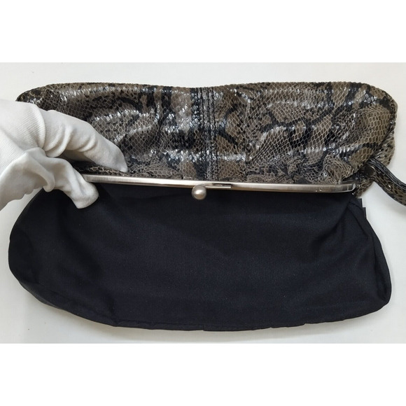 Kenneth Cole Reaction Gray Leather Snakeskin Embossed Kisslock Framed Clutch - Picture 12 of 12